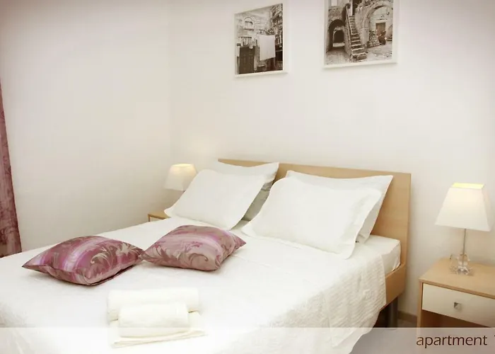 Murtilica * 特罗吉尔